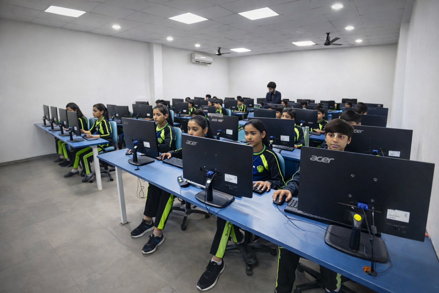 IT Club | Coding web design cybersecurity | Co-curricular activities | Schiller Institute